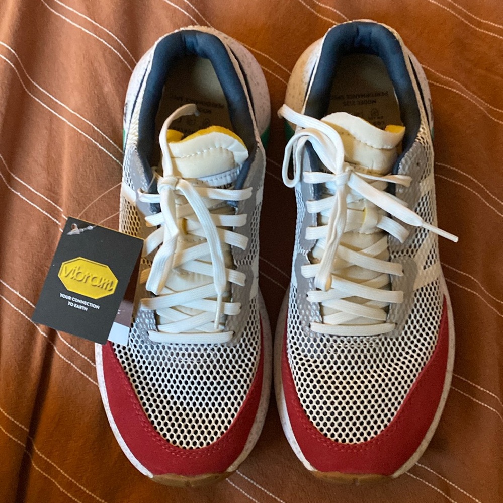 Brandblack (Vibram technology) model 2125